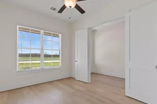 226 Hydrangea Dr, Smithville, TX 78957 - Photo 4