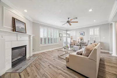 5242 Eigel Street, Houston, TX 77007 - Photo 10