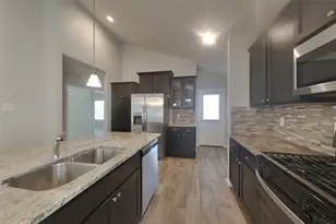 9829 Gln Brk Ln, Magnolia, TX 77354 - Photo 4