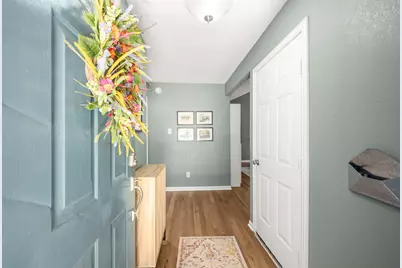 166 Fairwind Trail Drive, Conroe, TX 77385 - Photo 10