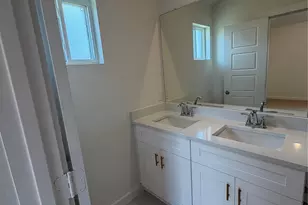 13202 Hayden Peak Dr, Iowa Colony, TX 77583 - Photo 20