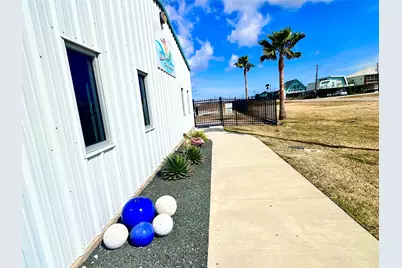 119 Crows Nest Road, Freeport, TX 77541 - Photo 42