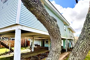 119 Crows Nest Rd, Freeport, TX 77541 - Photo 12