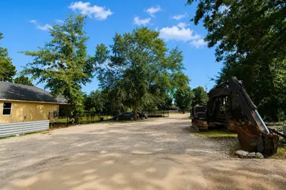 2111 County Road 3405, Cleveland, TX 77327 - Photo 6