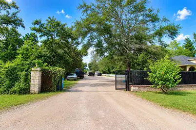 2111 County Road 3405, Cleveland, TX 77327 - Photo 1