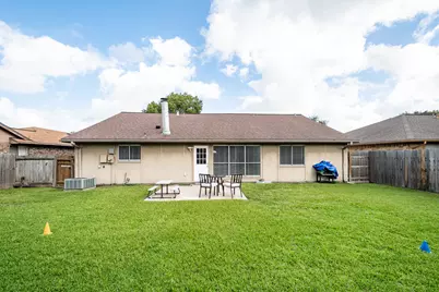 4218 Sequoia Street, Baytown, TX 77521 - Photo 20