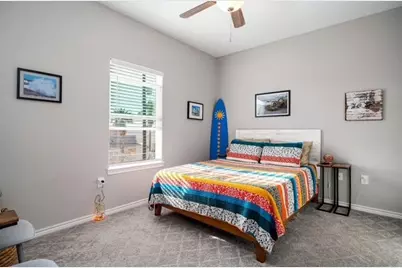 710 35th Street, Galveston, TX 77550 - Photo 18