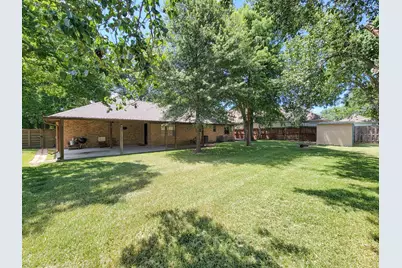 10282 Valley Drive S, Willis, TX 77318 - Photo 38