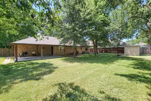 10282 Valley Dr S, Willis, TX 77318 - Photo 38