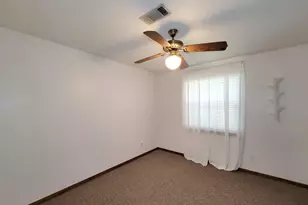 10282 Valley Dr S, Willis, TX 77318 - Photo 24