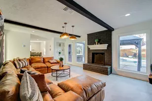 9614 Springmont Dr, Houston, TX 77080 - Photo 2