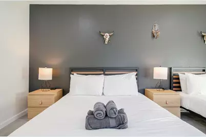 9614 Springmont Drive, Houston, TX 77080 - Photo 30