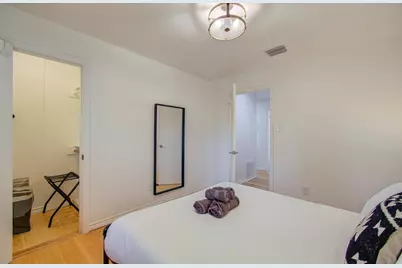 9614 Springmont Drive, Houston, TX 77080 - Photo 20