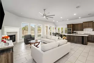 3702 Lake Falls Dr, Fulshear, TX 77441 - Photo 6