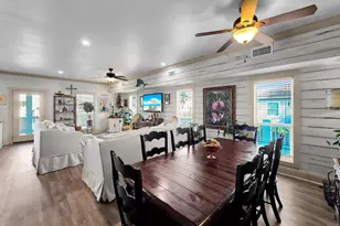 931 Bahama Dr, Crystal Beach, TX 77650 - Photo 16