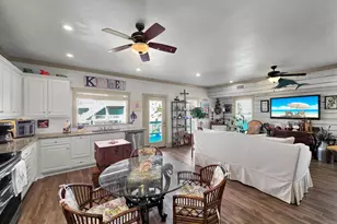 931 Bahama Dr, Crystal Beach, TX 77650 - Photo 14