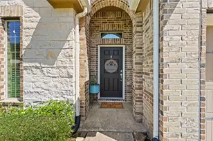30007 Saw Oaks Dr, Magnolia, TX 77355 - Photo 2