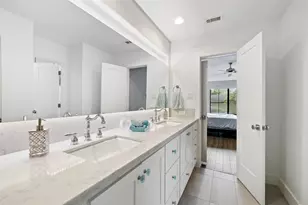 2928 Suffolk Dr, Houston, TX 77027 - Photo 30