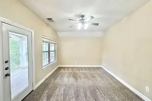 43 Panterra Way, The Woodlands, TX 77382 - Photo 10