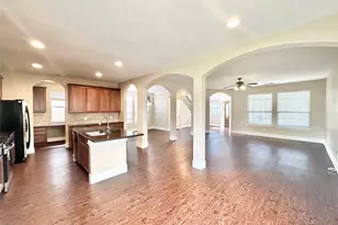 43 Panterra Way, The Woodlands, TX 77382 - Photo 8