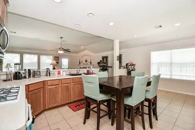 6519 Trenton Lake Lane, Houston, TX 77041 - Photo 14