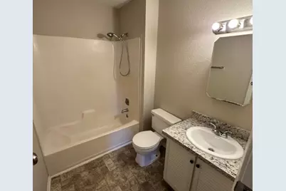 801 Avenue M #24, Bay City, TX 77414 - Photo 8
