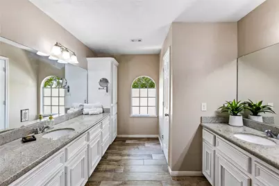 170 April Cove, Conroe, TX 77356 - Photo 32