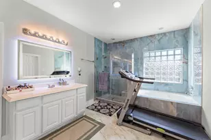 15111 Black Falls Ln, Sugar Land, TX 77498 - Photo 20