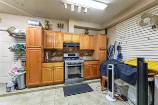 15111 Black Falls Ln, Sugar Land, TX 77498 - Photo 24
