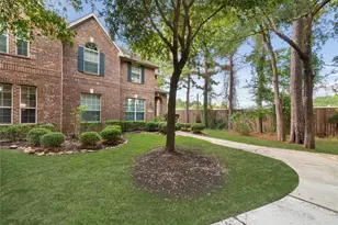 31 Umbria Ln, The Woodlands, TX 77382 - Photo 2