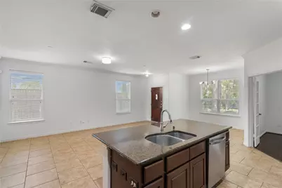 31 Umbria Lane, The Woodlands, TX 77382 - Photo 12