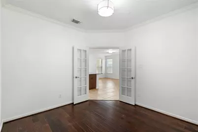 31 Umbria Lane, The Woodlands, TX 77382 - Photo 14