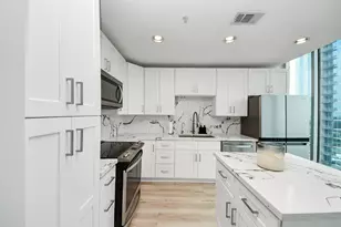 5925 Almeda Rd, Houston, TX 77004 - Photo 10