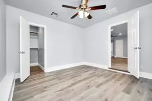 6411 Hollow Oaks Dr, Houston, TX 77050 - Photo 6