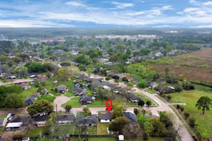 6411 Hollow Oaks Dr, Houston, TX 77050 - Photo 32