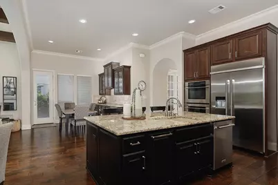 70 Lake Voyageur Drive, The Woodlands, TX 77389 - Photo 14