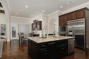 70 Lake Voyageur Dr, The Woodlands, TX 77389 - Photo 14