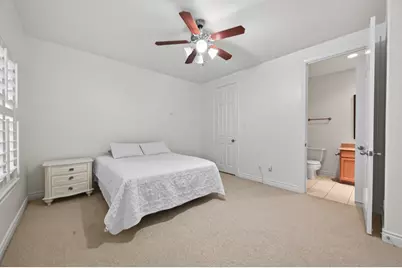10932 Lasso Lane, Houston, TX 77079 - Photo 26