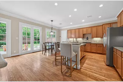 10932 Lasso Lane, Houston, TX 77079 - Photo 10