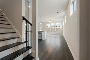 3104 Dakota Falls Dr, Houston, TX 77063 - Photo 2