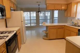 22623 River Birch Dr, Tomball, TX 77375 - Photo 16