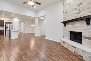 2827 Hadley Springs Ln, Spring, TX 77386 - Photo 2