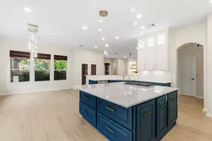 7 Lovenote Ct, The Woodlands, TX 77382 - Photo 18