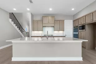 8035 Leaf Drift Ct, Fulshear, TX 77441 - Photo 2