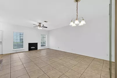 7395 Regency Square Court #7395, Houston, TX 77036 - Photo 4