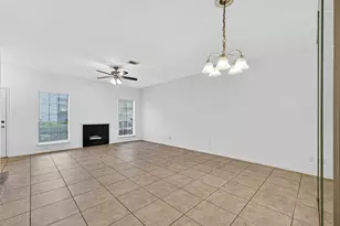 7395 Regency Square Ct, Houston, TX 77036 - Photo 4