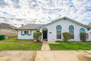 8124 Beech Cove Ln, Houston, TX 77072 - Photo 1