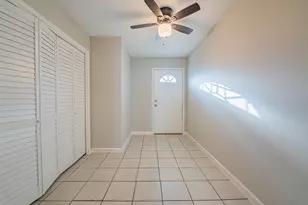 8124 Beech Cove Ln, Houston, TX 77072 - Photo 10