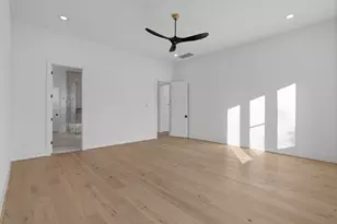 8553 Western Dr, Houston, TX 77055 - Photo 34