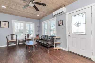 915 8th Street, Galveston, TX 77550 - Photo 10